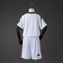 Real Madrid Edição Especial 2026/27 - Kit Infantil